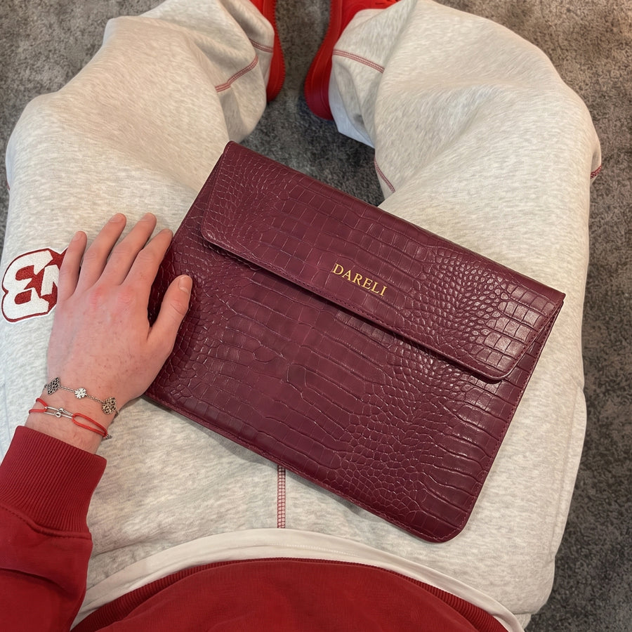 Bellmont Pouch — Burgundy
