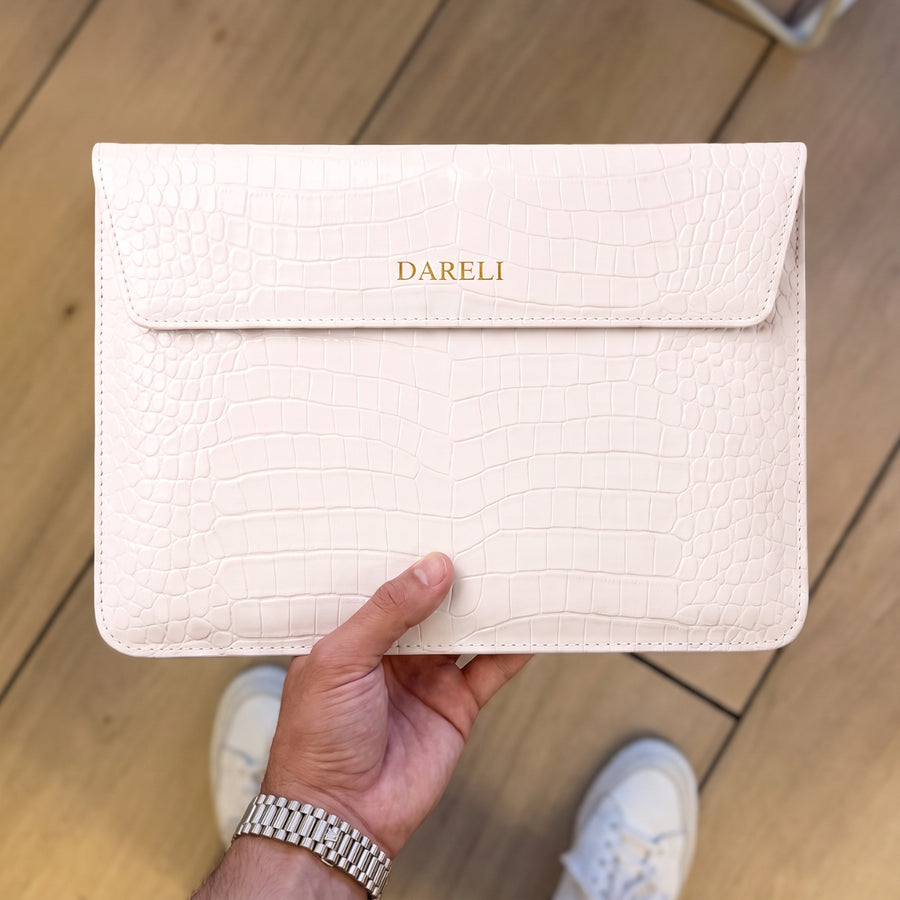 Bellmont Pouch — White