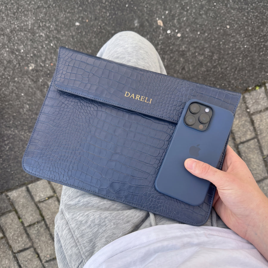 Bellmont Pouch — Navy Blue